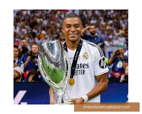 戴维斯进攻创造力持续提升，助力球队表现稳健